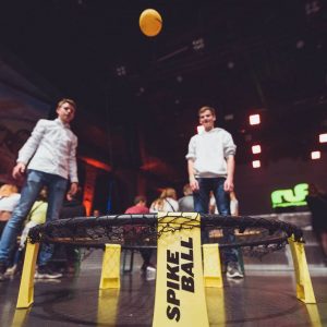 Spike Ball in der Game Area