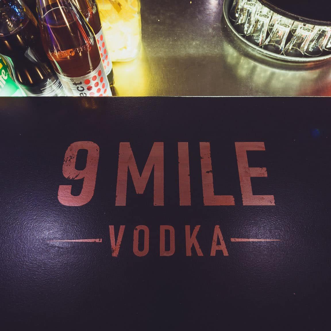 Cafe Europa Locationfotos - 9 Mile Vodka
